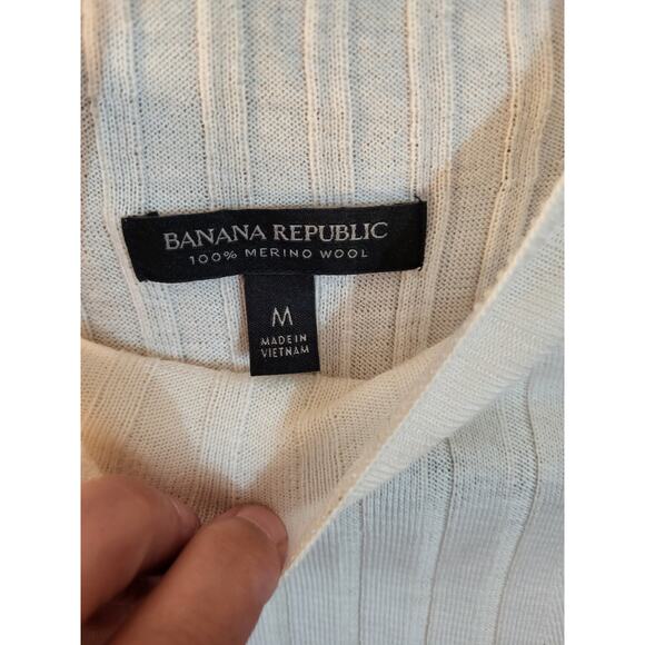 Banana Republic Marino Wool Sweater - Size Medium - Gray/Cream - Picture 2 of 3